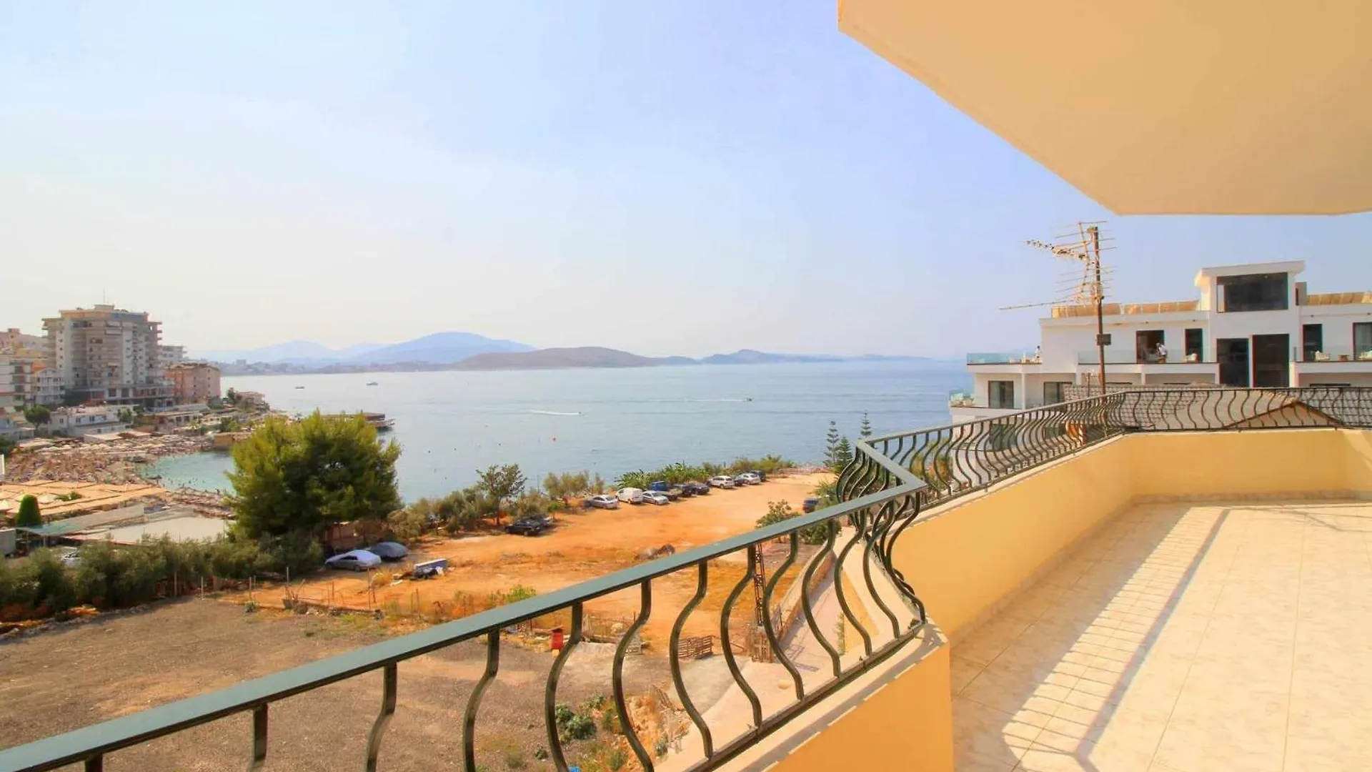 Amphitrite'S View Apartment Sarande